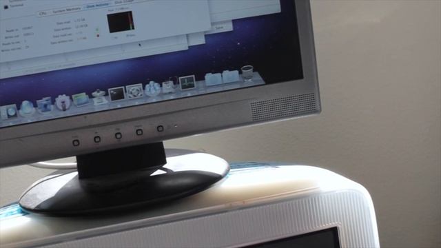 Turning Macbook guts into a Mac OSX 10 6 server смотреть онлайн