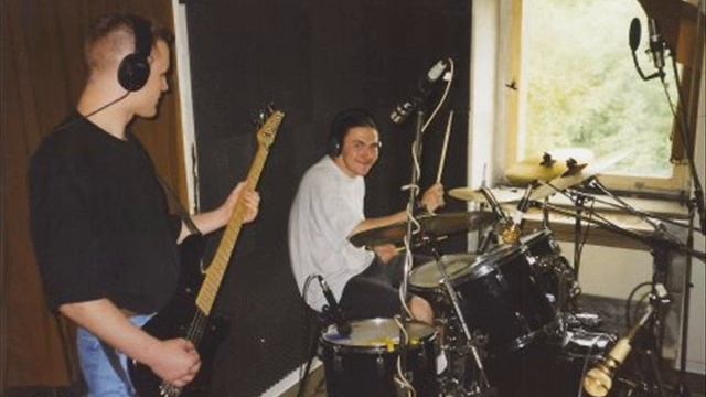 Testimony - 01 Intro - Sirens Of Doom - Demo 98.wmv смотреть онлайн