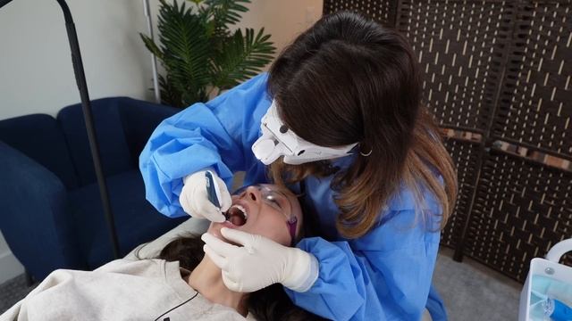 ASMR Real Person Dental Exam | TMJ Massage, Teeth Brush, Whitening, Assessment | Unintentional Styl смотреть онлайн