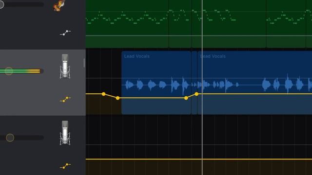 How to automate volume in GarageBand iOS (iPhone/iPad) смотреть онлайн