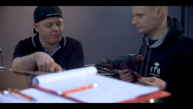 Window tinting in DetailKing Academy. Probably the best detailing training center in the world! смотреть онлайн