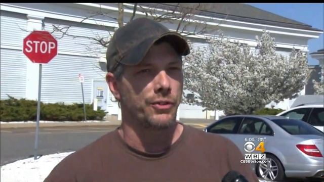 Pipes Crash Through Bus Window On Cape Cod смотреть онлайн
