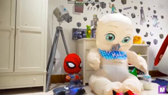 Макс и Кукла играют в прятки смотреть онлайн