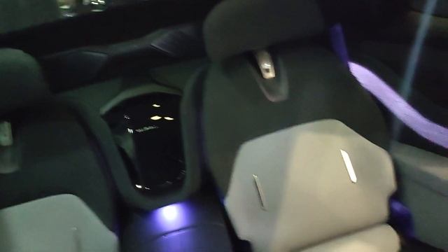 Китайский электромобиль HiPhi Z. Презентация на выставке MIMS 2023 смотреть онлайн