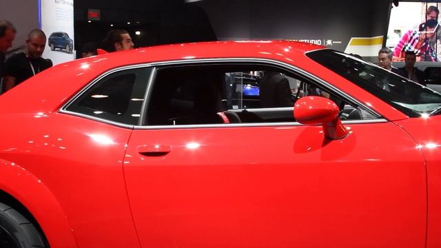 2018 Dodge Challenger SRT Demon смотреть онлайн