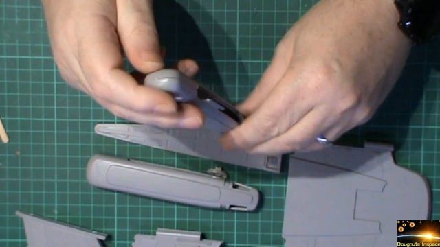 Revell 1:670 Voyager Rebuild Part 4 смотреть онлайн