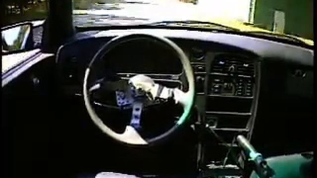 Unmanned Saab 9000 handbrake turn onboard camera смотреть онлайн
