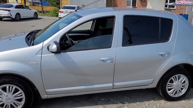 Sandero 13г,1.6ат,745т.р,1-хоз. смотреть онлайн