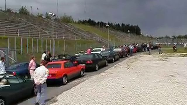 Maserati on Racetrack Nuerburgring смотреть онлайн