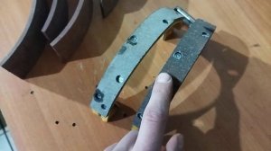 Переклепал тормозные колодки Иж 49