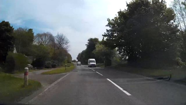 Spring Drive To The Castle In Doune Scotland смотреть онлайн