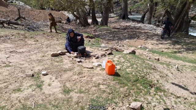 Nowruz and the day of nature: tradition of happiness and family outing in nomadic nature смотреть онлайн