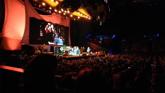 Fleetwood Mac - Second Hand News (Perth Arena, 11/08/2019) смотреть онлайн