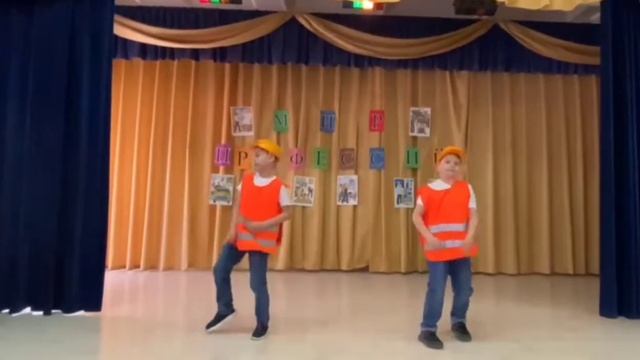 Проект "Мир профессий". Профессия МОНТАЖНИК. 3-А класс смотреть онлайн