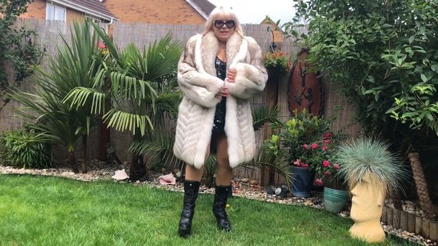 eBay listing ❤️ PLATINUM WHITE FOX FUR COAT JACKET смотреть онлайн