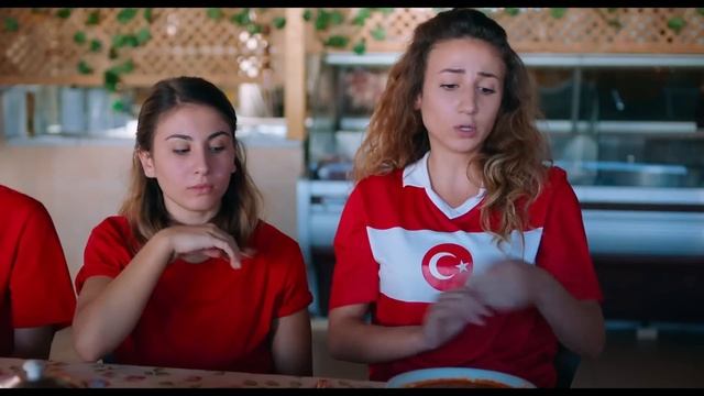 Sporcu Osurmuyor mu? | Recep İvedik 5 смотреть онлайн