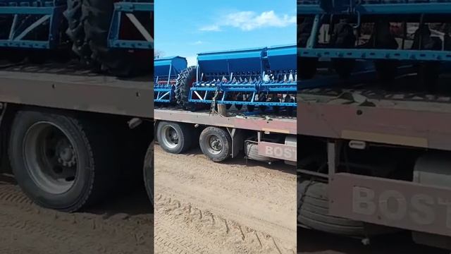 Загрузили сеялки СЗ-3.6, доставка в г. Волгоград, Boston Logistic смотреть онлайн