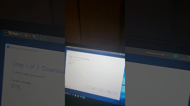 Installing Windows 10 update assistant on a virtual machine смотреть онлайн