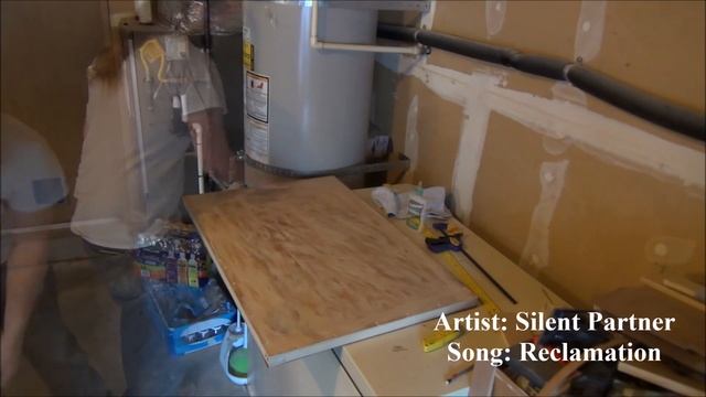 Van Build - Insulated Bed Wall Window Pt. 2 смотреть онлайн