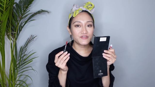 M.A.C Retro Matte Liquid Lipcolour : SWATCHES : Aien Jamir смотреть онлайн