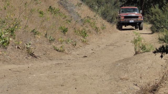 Shakedown! Jeep J10 with a Nitro 4.10 Regear смотреть онлайн