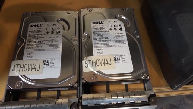 Enterprise SAS RAID controller into desktop pc with HGST HE12 SAS hard disks смотреть онлайн