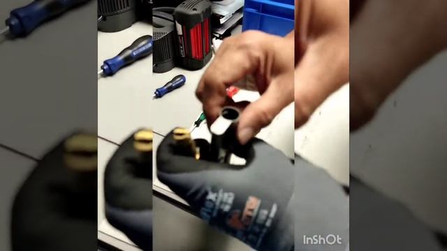 Video Tutorial To Repair A Broken Mechanical - Assa Abloy Cylinder/How To Realign Cylinder смотреть онлайн