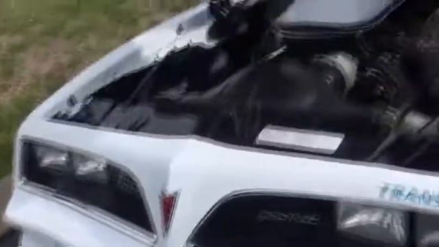 Pontiac Trans Am Bandit run meet in National Corvette Museum - Part 2 смотреть онлайн