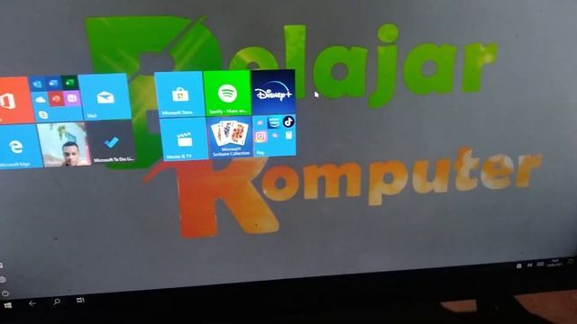 Lakukan ini! Cara Mengatasi Tampilan Desktop di Windows 10 yang hilang смотреть онлайн