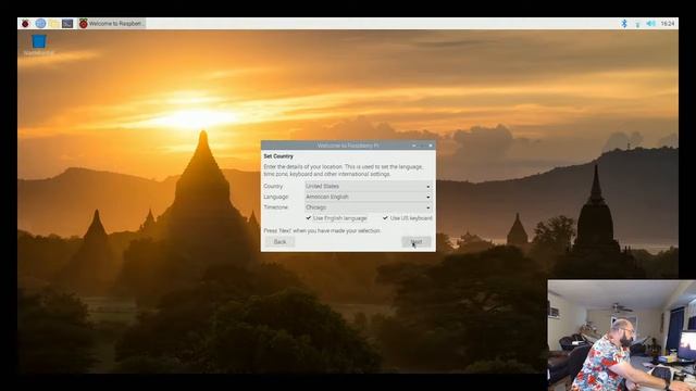 Initial setup of Noobs 32 bit os on pi 4 смотреть онлайн