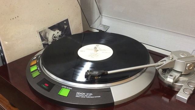 Fleetwood Mac - Over & Over смотреть онлайн