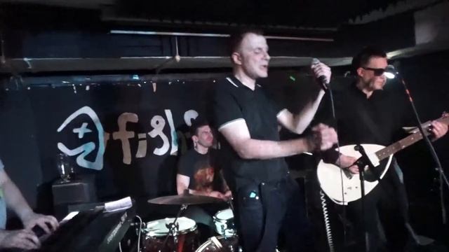 The Cavestompers!  //  Live At Fish Fabrique Nouvelle