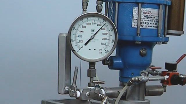 FITTING AND MANIFOLD PRESSURE TEST (3/4) смотреть онлайн