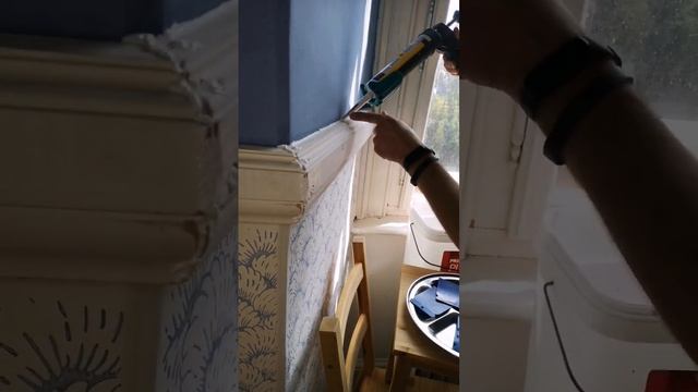 Dewalt DCN890 concrete nailer📌Installation of perimeter moldings. #woodworking #tool #construction смотреть онлайн