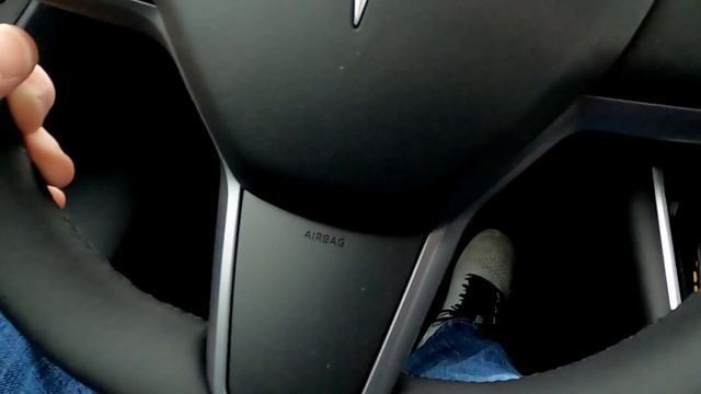 Tesla Model Y Tips and Tricks смотреть онлайн