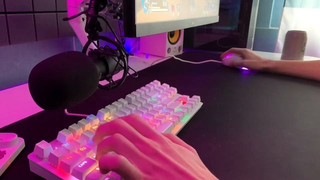 How Red Square Keyrox TKL Sounds