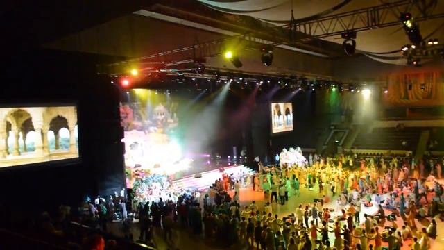 Индия без границ, Джанмаштами 2014, Москва, Лужники смотреть онлайн