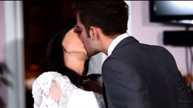 Hot Kissing Scène - Kendra Lust смотреть онлайн