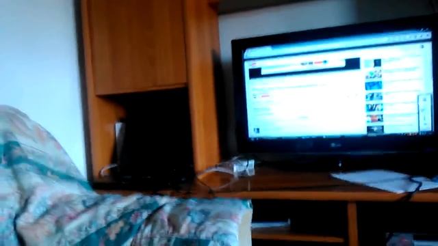 (SHORT) Logitech z2200 + Magnat soundforce 1200 + Sony s6620 SHAKING THE WHOLE HOUSE смотреть онлайн