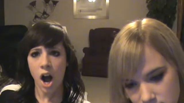 Webcam Number 6!- mmm mac and cheese! смотреть онлайн