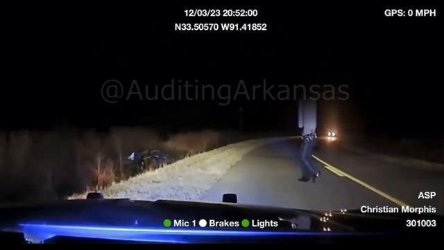 Dodge Challenger Wrecks Out Taking Curve At 160Mph Suspect Gets ejected From Vehicle Fatal Pursuit смотреть онлайн