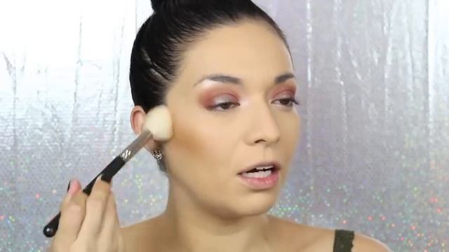 One Brand Makeup Tutorial: MAC Cosmetics смотреть онлайн