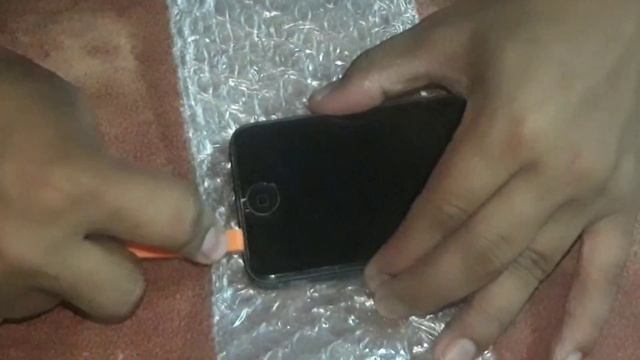 Iphone not turning on but shows apple logo while charging -100% problem solved | Battery problem смотреть онлайн