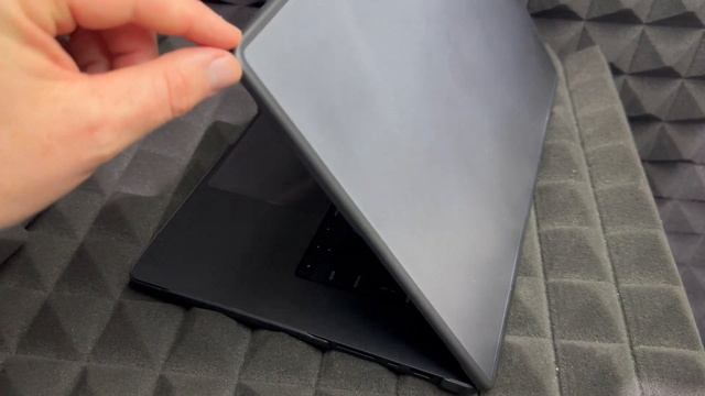 ProCase for MacBook Pro 16 Inch 2023 2022 2021 (M3 A2991 /M2 A2780 /M1 A2485), Translucent Hard Cas смотреть онлайн