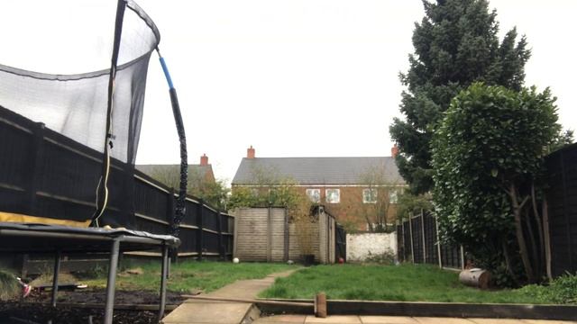 TRYING TO GET THE BALL THROUGH THE WINDOW смотреть онлайн