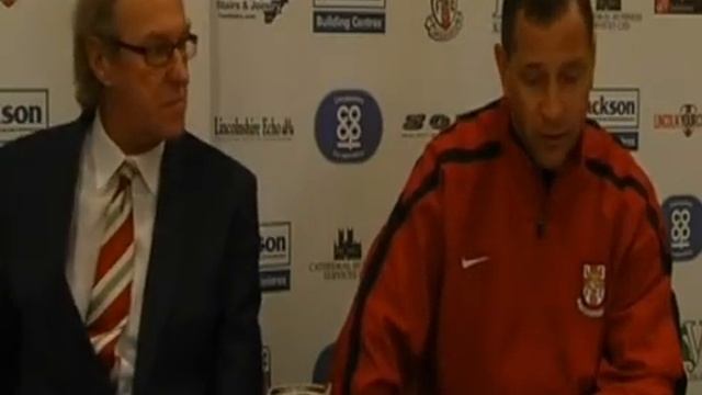 Lincoln City FC - David Holdsworth Interview смотреть онлайн