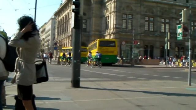 Brabus Tesla Roadster Sport 2.5 driving in Vienna смотреть онлайн