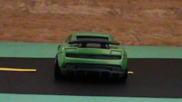 Hot Wheels - Green Lamborghini Gallardo Superleggera смотреть онлайн
