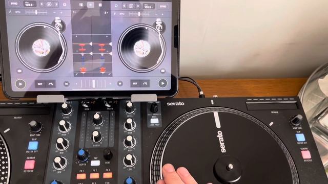 Djay - slipping cue points with Rane One смотреть онлайн