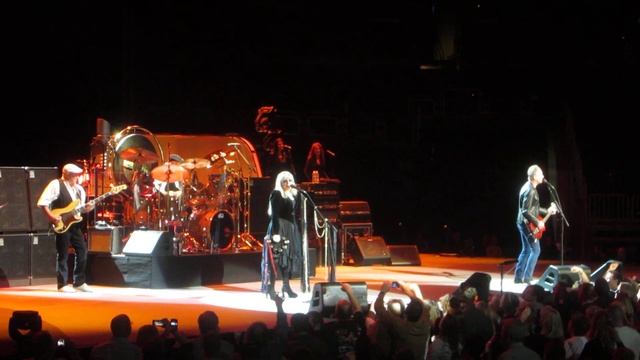 Fleetwood Mac - Second Hand news - Columbus - 2013 Tour Opener - 4/4/13 смотреть онлайн